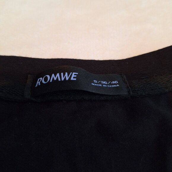 ROMWE T-Shirt Size Small Oversized BLACK Tee GREEN Graphic Print Freedom Shirt - Picture 5 of 8